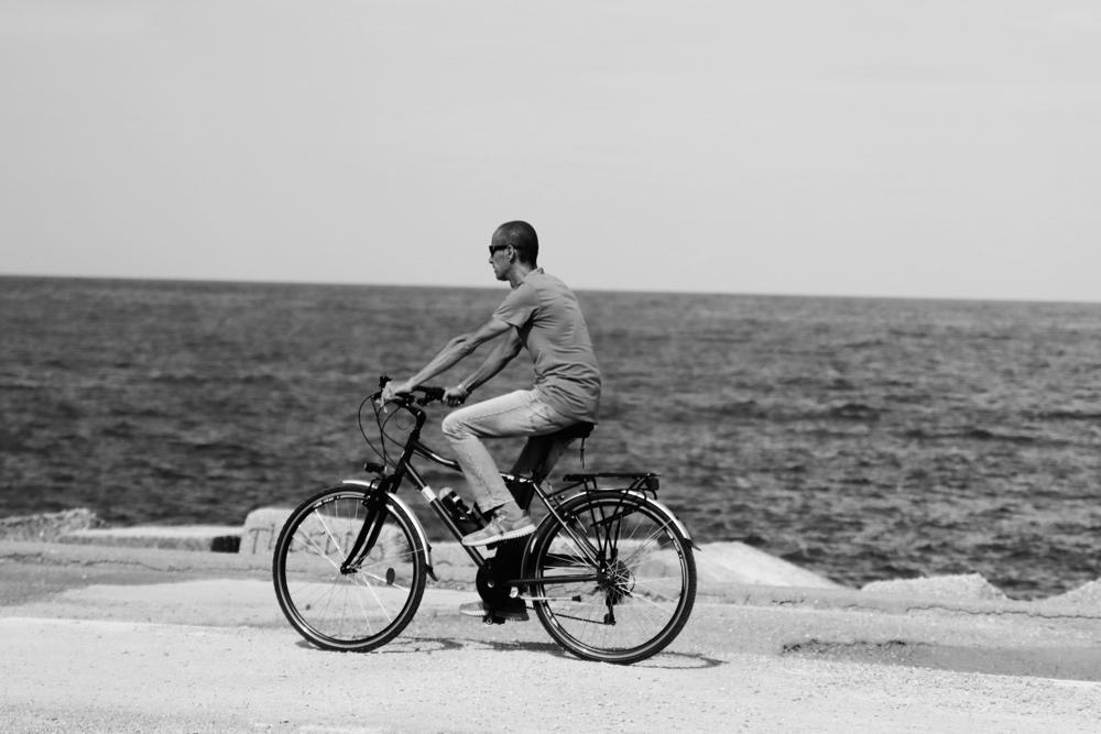 Bike riders
